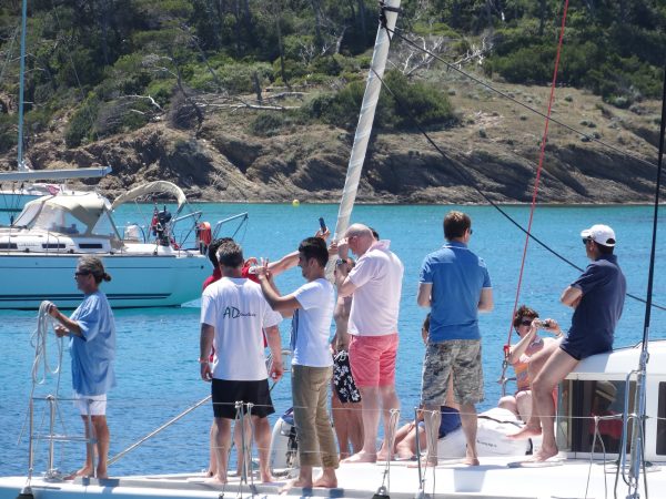 teambuilding croisière en mer catamaran cohésion Ile de Porquerolles - Ile Port-Cros - Ile du Levant