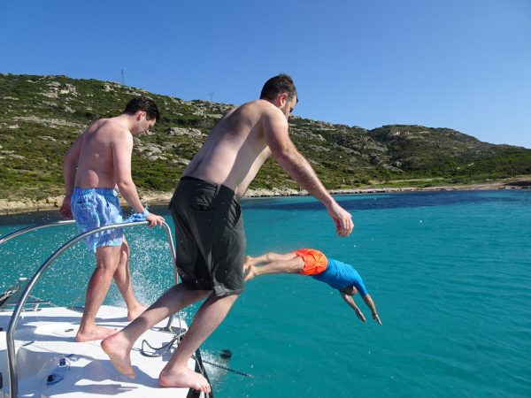 baignade croisière snorkelling corse séminaire teambuilding