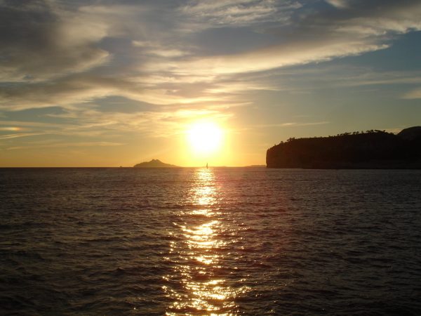 séminaire entreprise teambuilding soirée croisière coucher de soleil Les Calanques - Marseille - Cassis - Iles Frioul