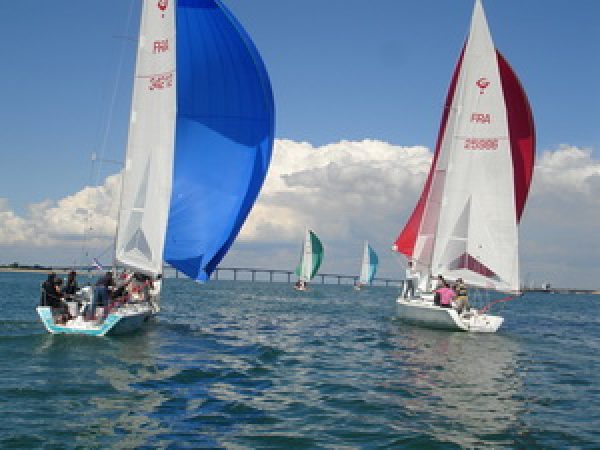 agence événementielle séminaire entreprise teambuilding régate corporate Ile de Ré - La Rochelle